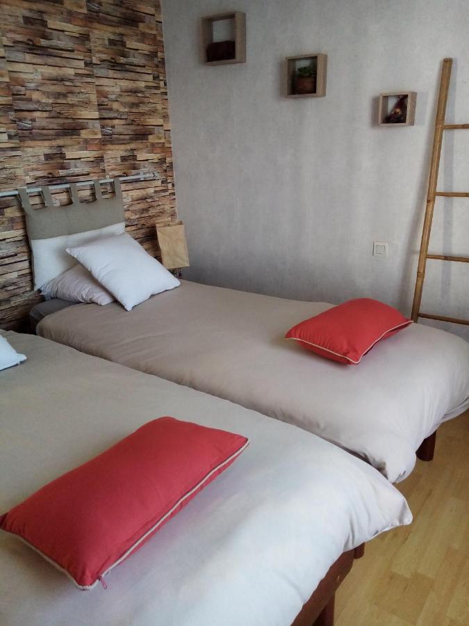 Maison Aux Volets Bleus Quévert Екстериор снимка